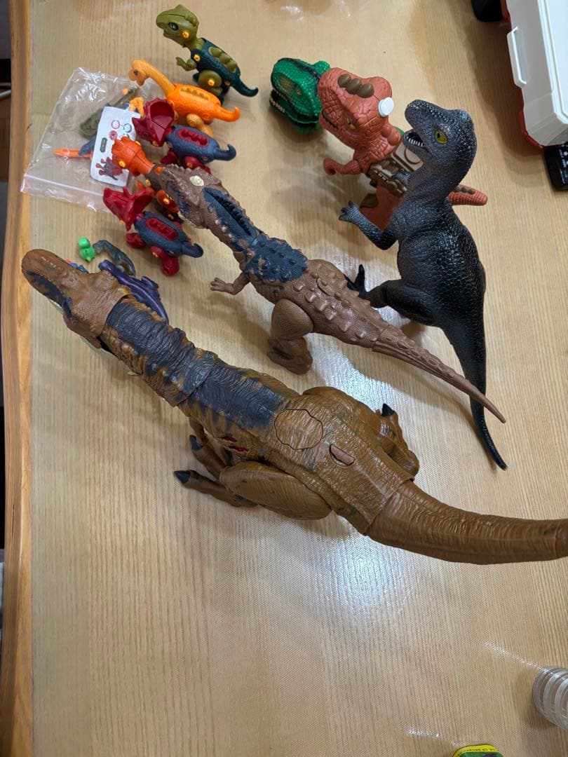 恐竜フィギュアセット16体✳️ジェラシックワールド・USJ購入品