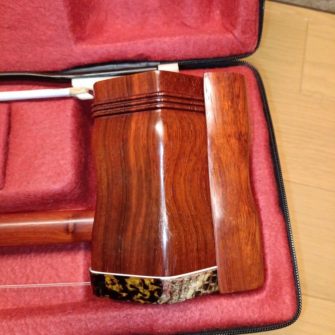 紅木精品　中国楽器　二胡　胡弓　ケースセット 弦楽器
