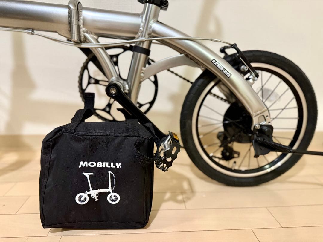 ルノープラチナライト8 軽量折り畳み自転車
