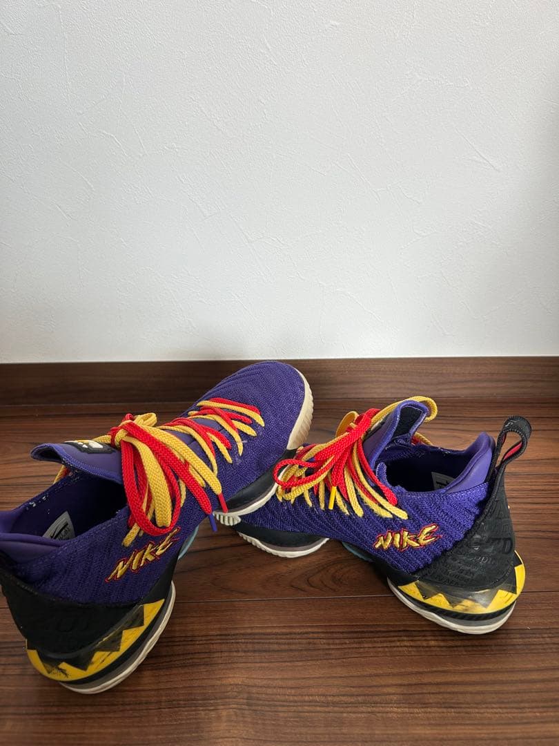 NIKE レブロン　バスケットシューズ