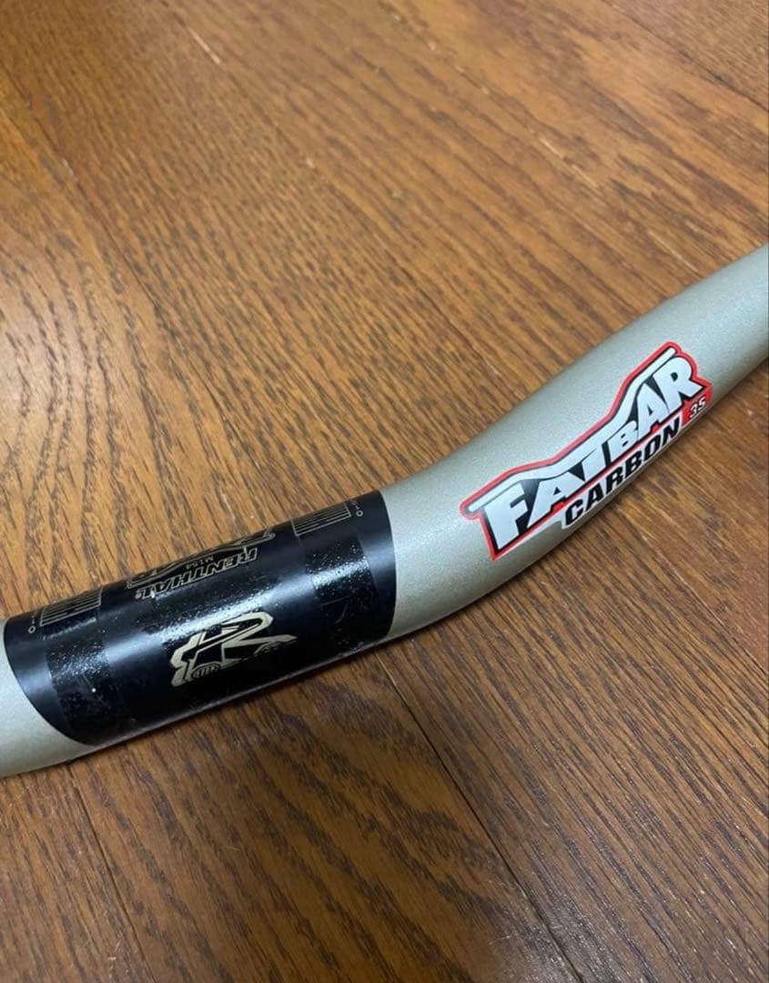 RENTHAL FATBAR CARBON ハンドル