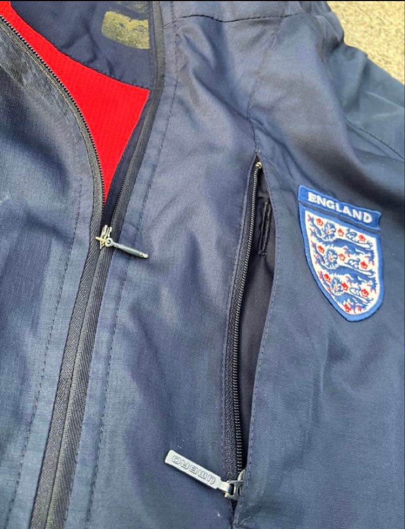 UMBRO イングランド代表 ナイロンプルオーバー 古着