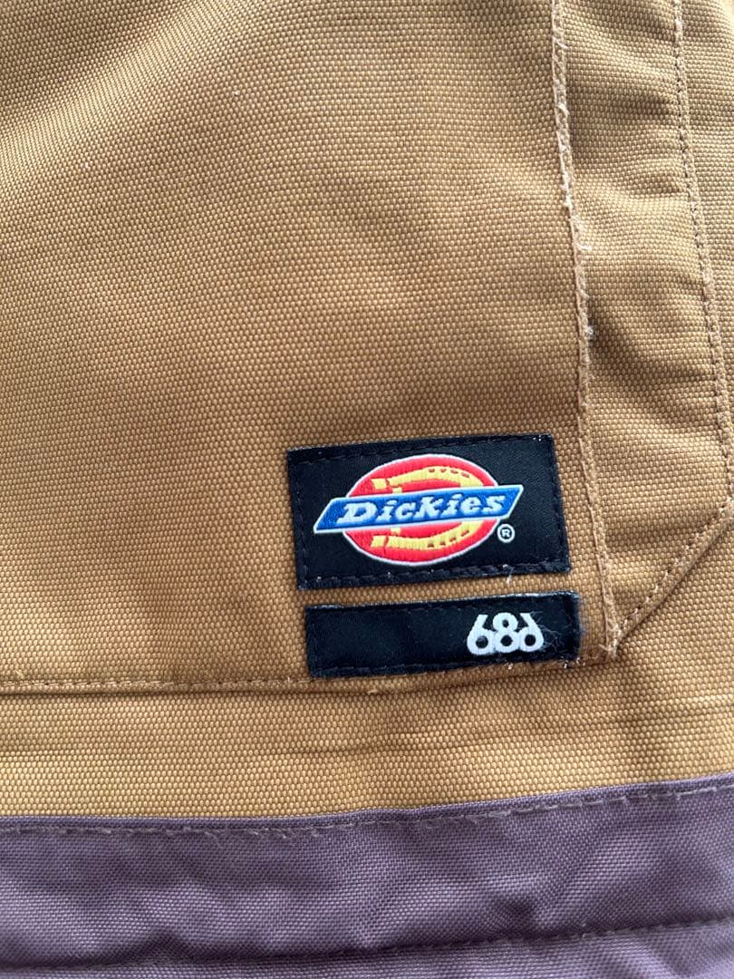 686 ×ディッキーズ　スキーウェア