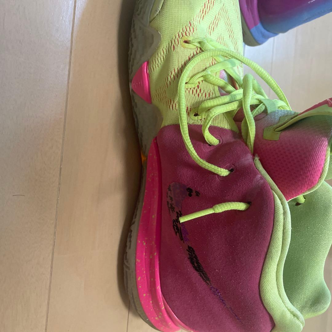 カイリー4 kyrie4