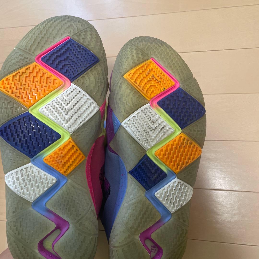 カイリー4 kyrie4