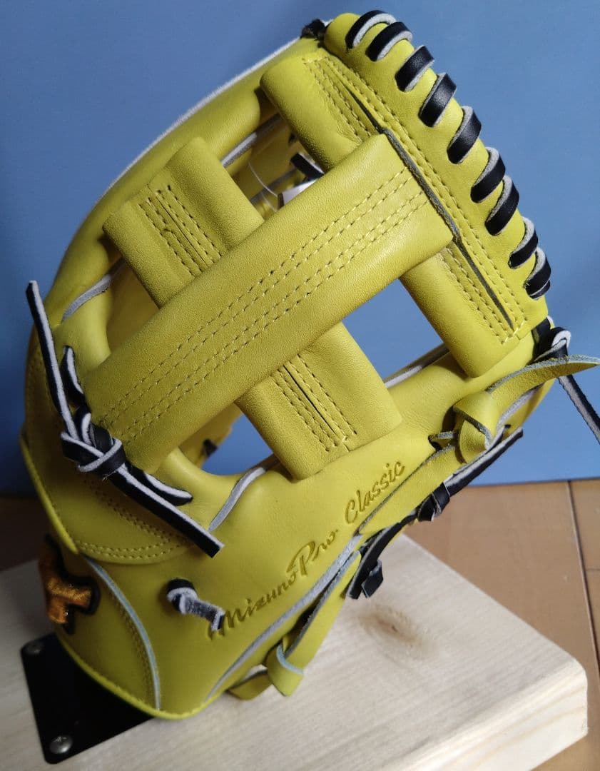 MIZUNO　ミズノプロClassic　軟式内野手用　1AJGR31123