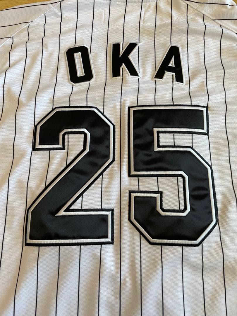 【美品】千葉ロッテマリーンズ 岡大海選手 レプリカユニフォーム Mサイズ