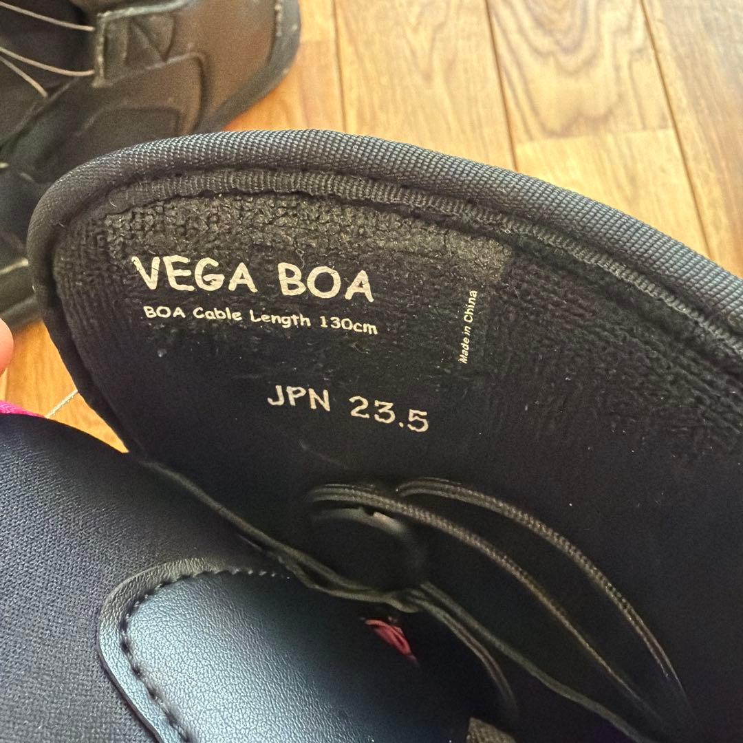 スノボブーツ　FLOW VEGA BOA 23.5cm 　ピンク色