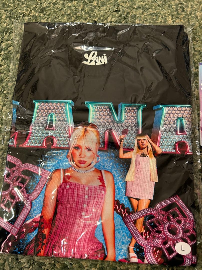 新品未開封 LANA アリーナツアー ライブ Tシャツ、シュシュ、ステッカー