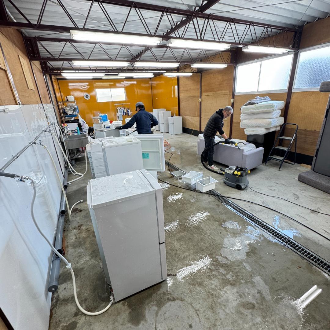 東京23区送料無料　美品ニトリ　2人リクライニングソファー　充電器ポート有り