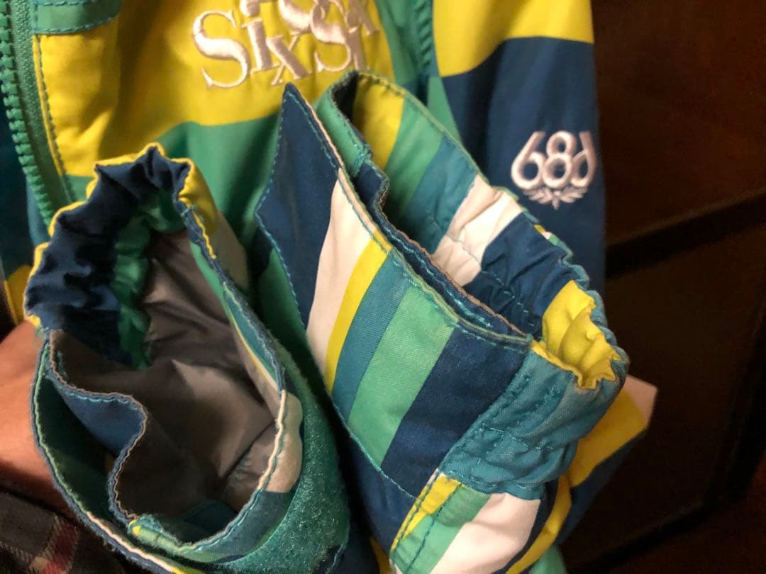 シックスエイトシックス686ウェアSレディース