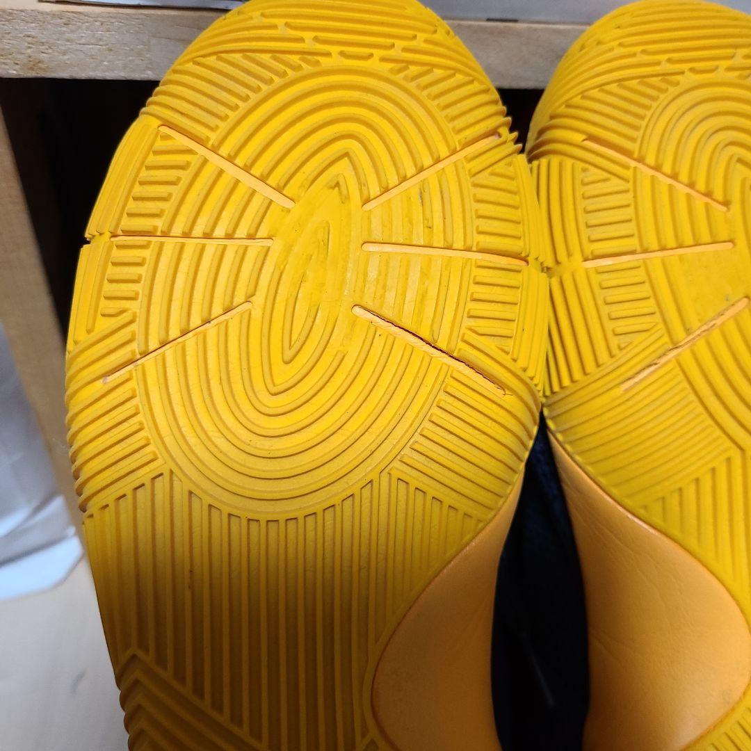 KYRIE2 GS バスケ バッシュ NIKE