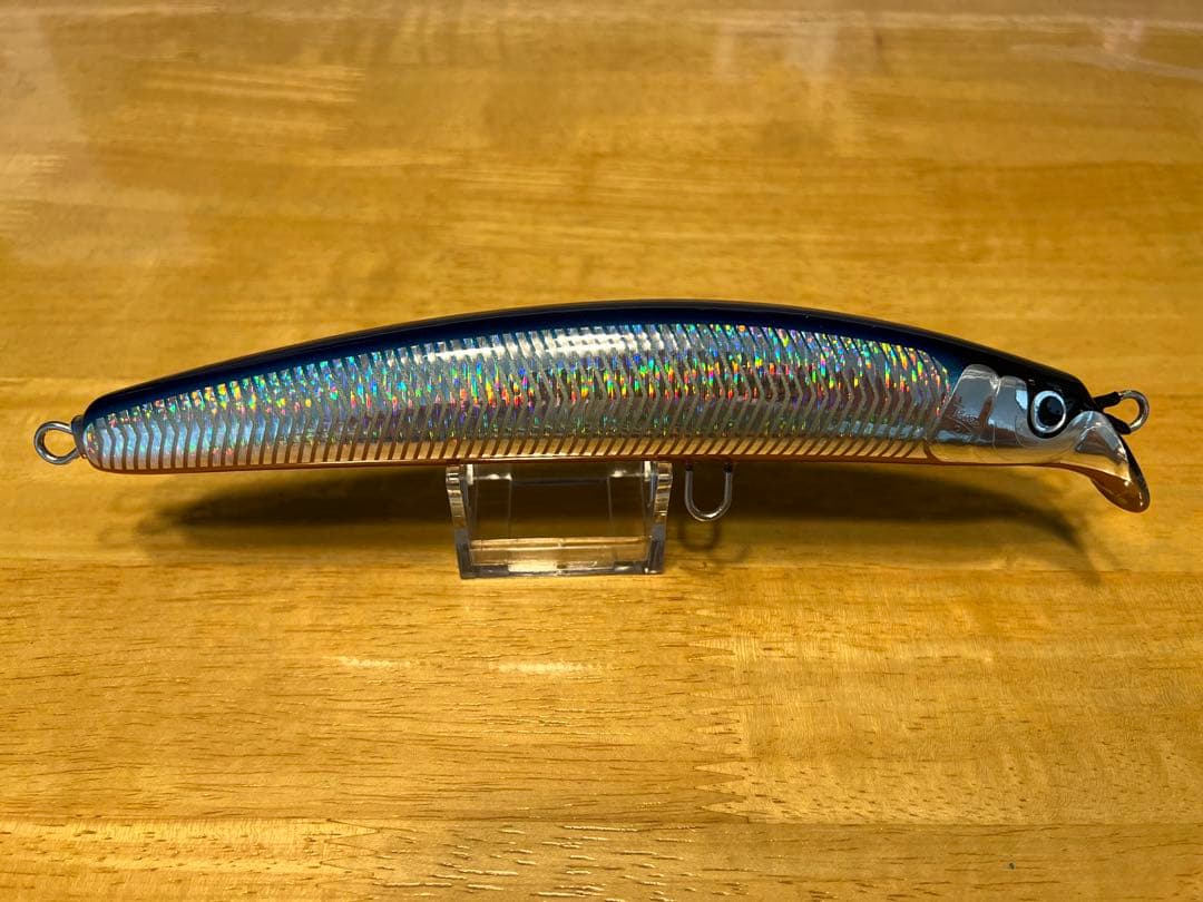 魚じゃらし工房　ティーズ210 ブルーバックホロ
