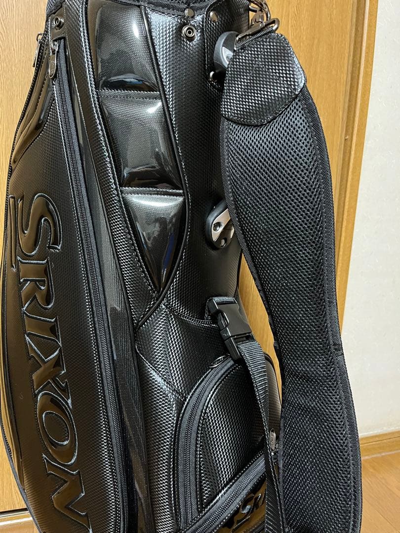Srixon ブラック キャディバッグ　9.5型
