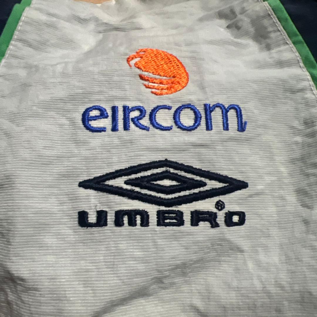 UMBRO アイルランド代表 ジャケット M程度 短丈
