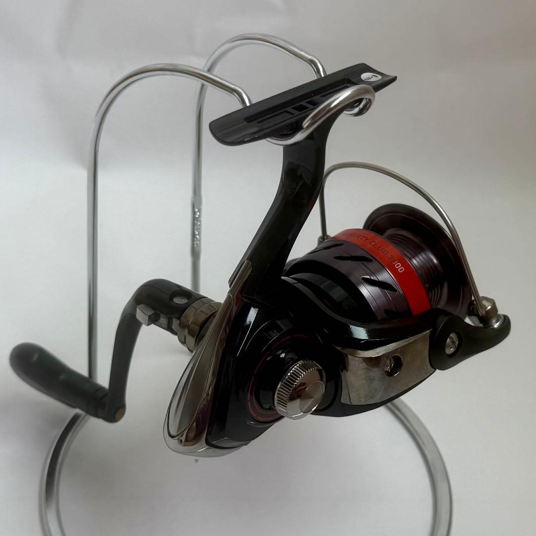 【新品未使用】ダイワ 17 リバティクラブ 3000