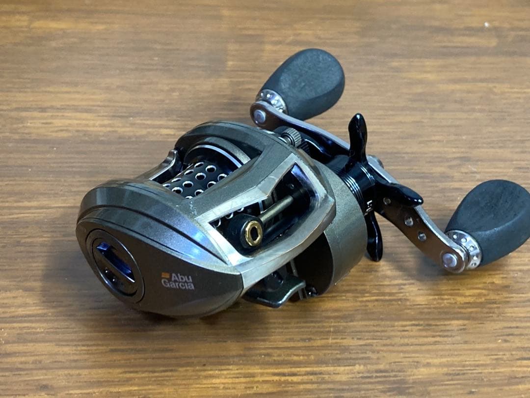 リール Abu Garcia Revo LT-L