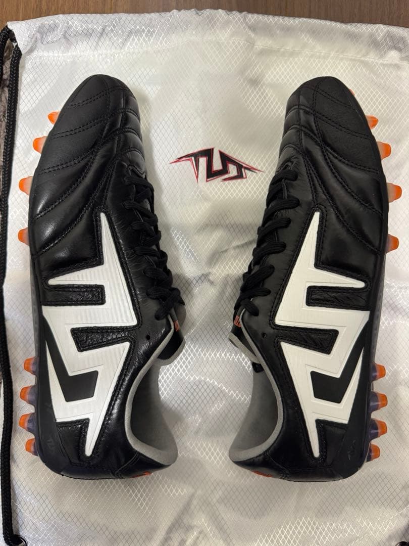 TLSS TACTICIAN サッカーシューズ ブラック