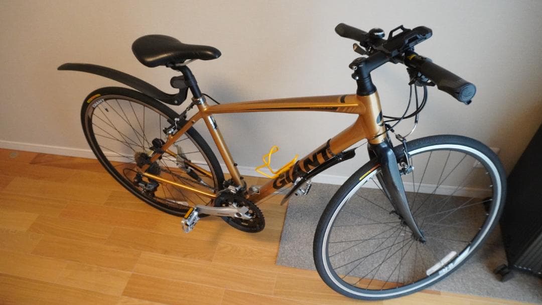 【お引き取り限定】GIANT ESCAPE RX ゴールド 700x28C