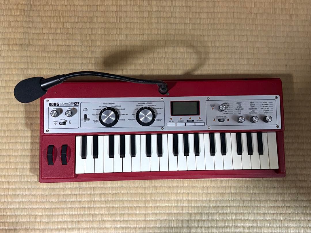 KORG microKORG XL レッド マイク付 動作確認済 生産終了