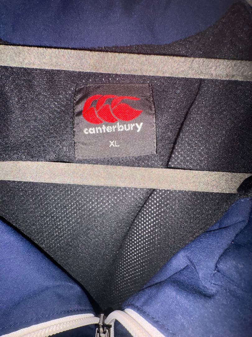 ★【昨年NEWモデル】canterbury フード付きジャケット XL 美品！