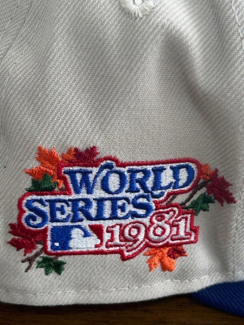 ７7/8⭐️海外限定ドジャースnew era日本未入荷ニューエラ白×青1981年