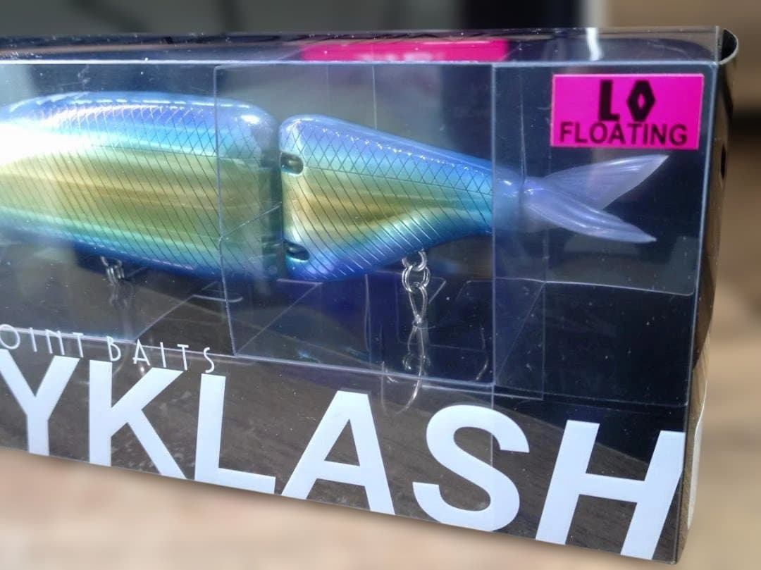 TINYKLASH フローティング ルアー OZONE