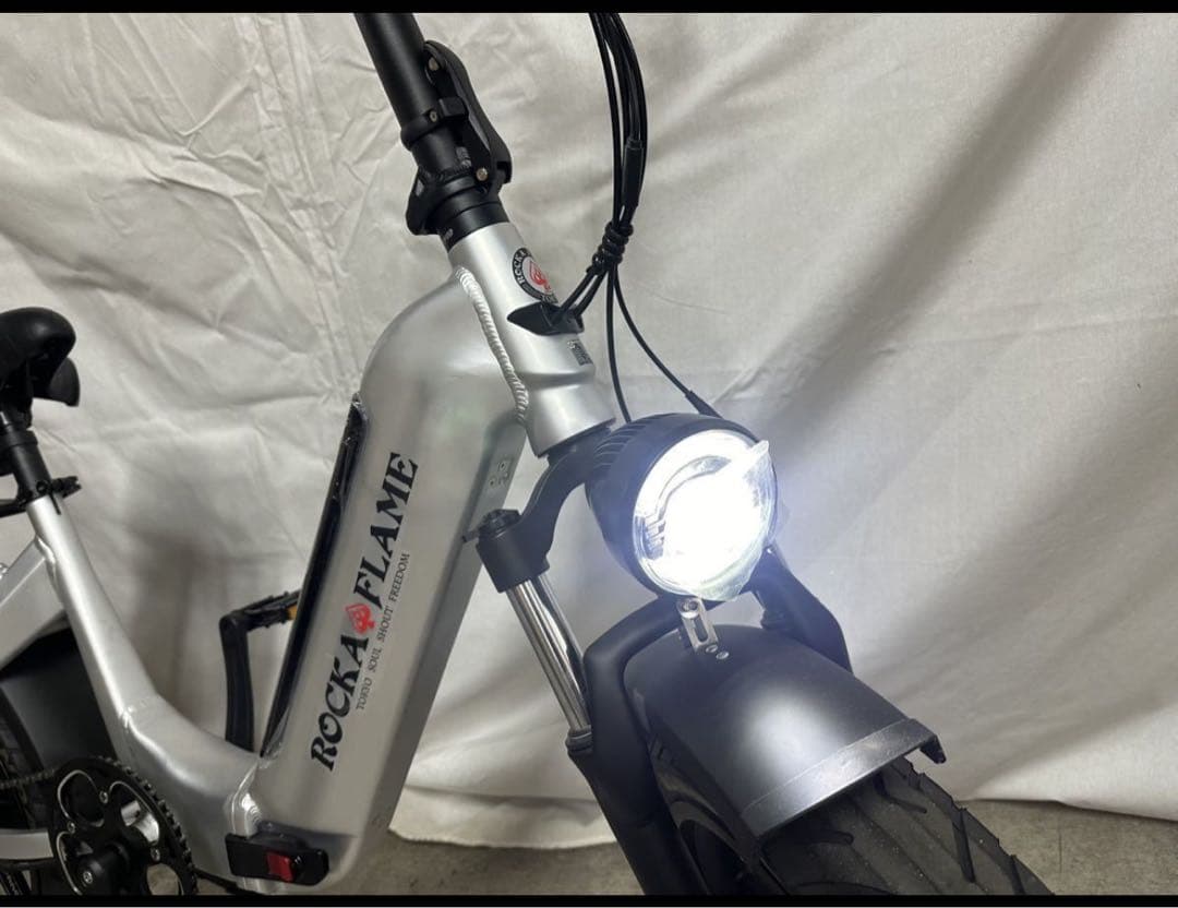 ROCKA FLAME 20インチ電動アシスト折り畳みファットバイクSASUKE