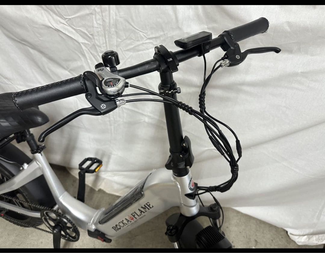 ROCKA FLAME 20インチ電動アシスト折り畳みファットバイクSASUKE