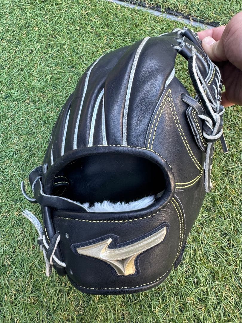 【美品】MIZUNO グローバルエリート 軟式内野手用10 グローブ 右投げ