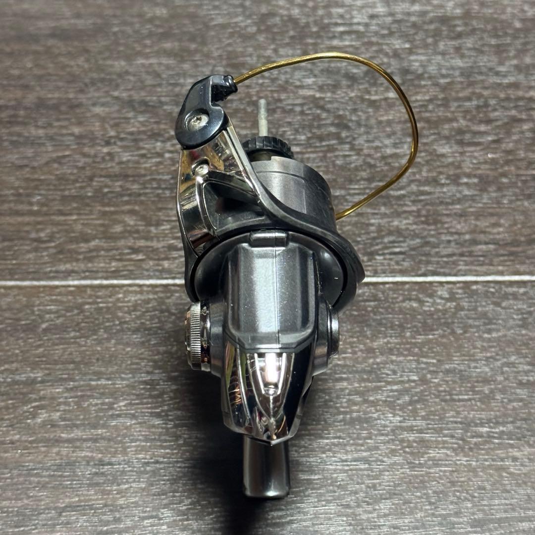 美品 シマノ 16ヴァンキッシュC3000HG ボディのみ