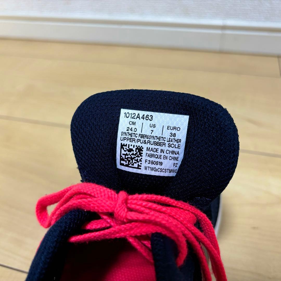 【スワン】【美品】asics ターサーエッジ ランニングシューズ 24cm