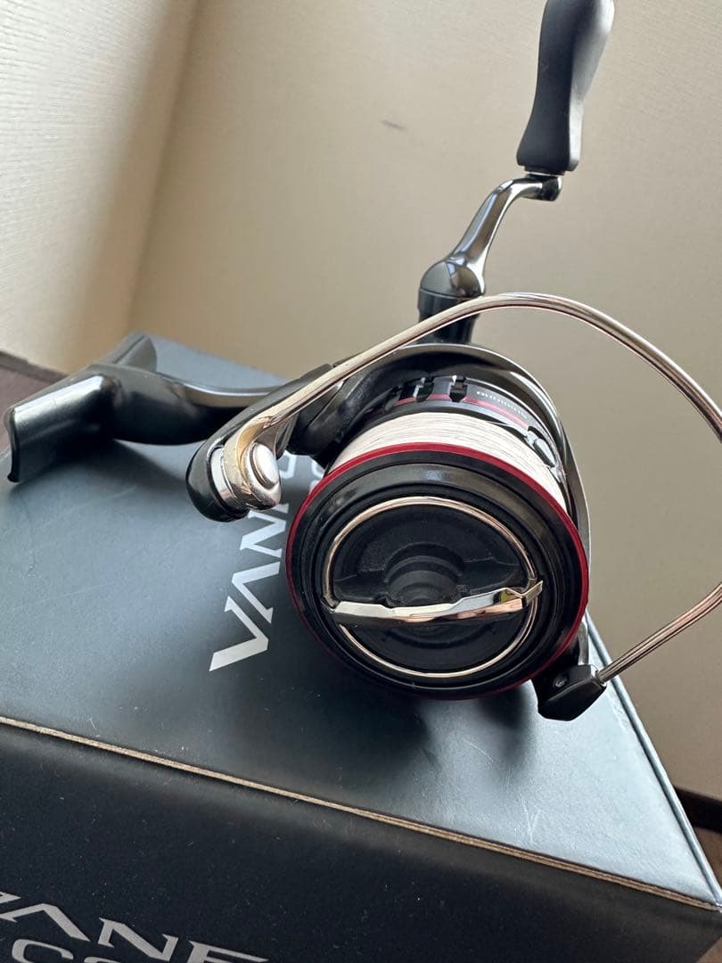 【美品】SHIMANO VANFORD C2000S スピニングリール