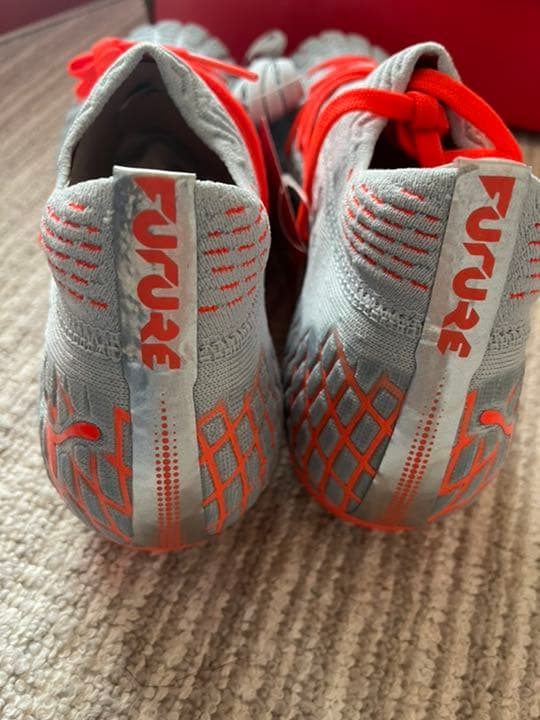 サッカースパイク　廃盤品　PUMA