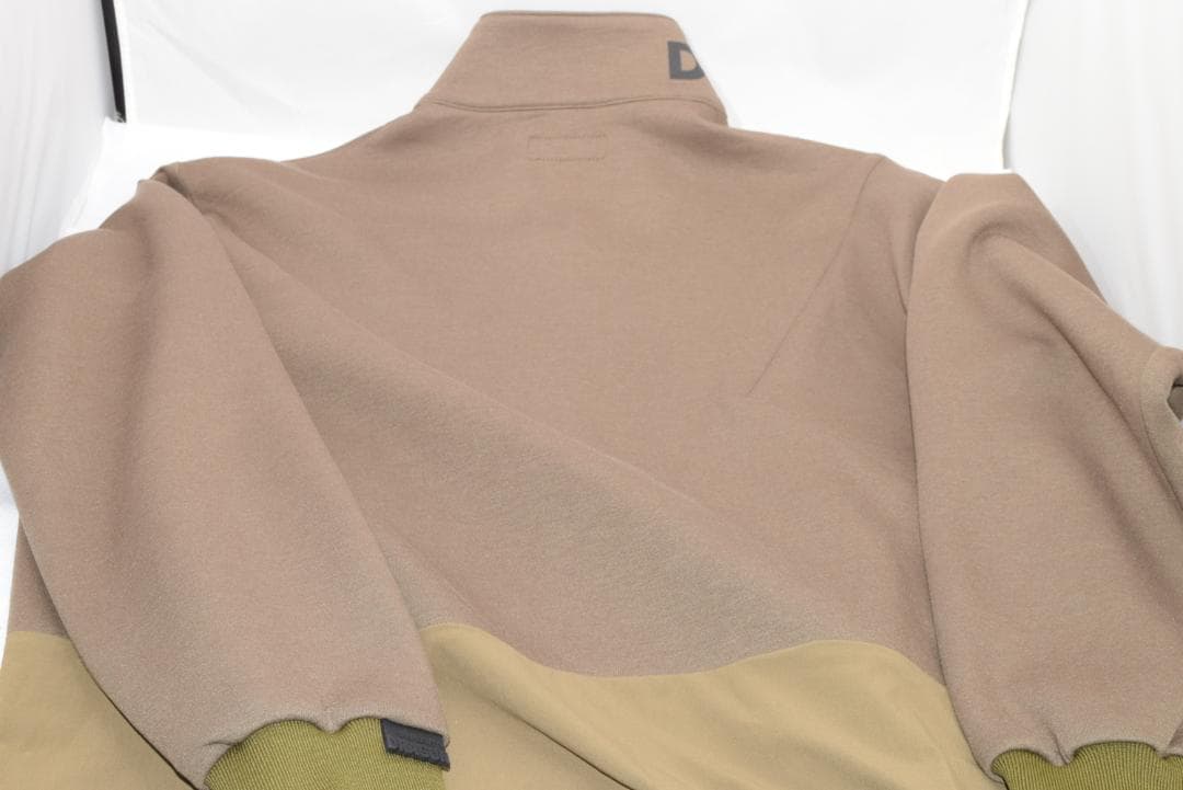 新品☆ダンスウィズドラゴン ZIPトレーナー☆カーキ☆Lサイズ