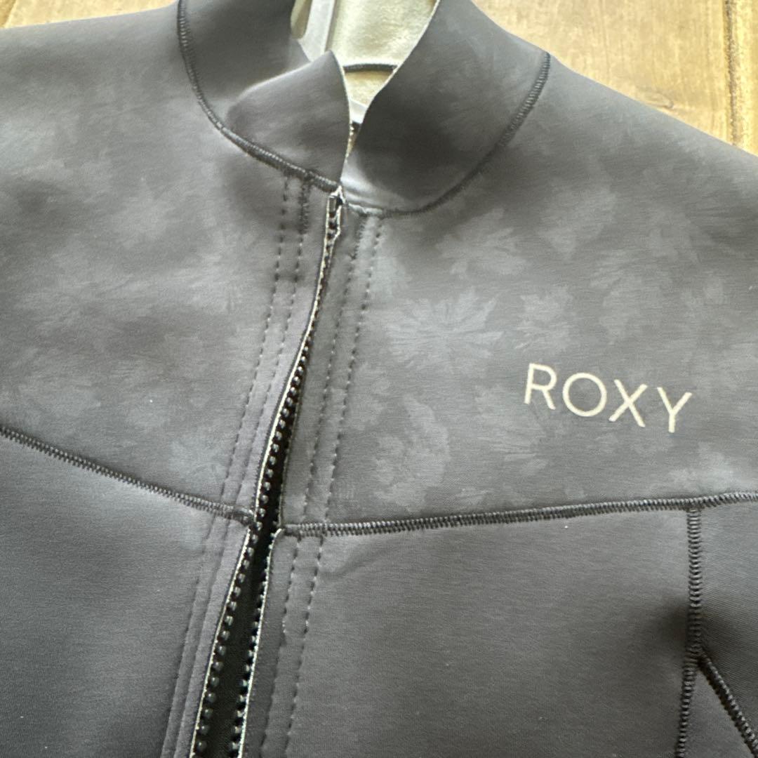 ROXY ロキシーブラック タッパー　サーフィン　マリンスポーツM