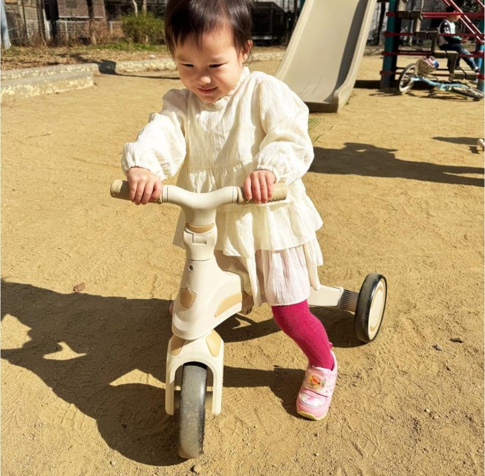 【新品】多機能三輪車 レッド 7in1 折りたたみ式 安全設計1歳〜5歳
