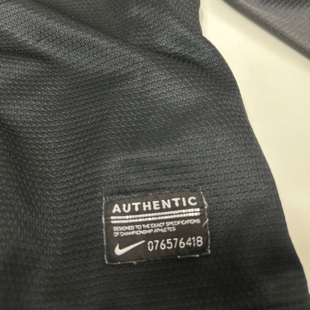 マンチェスターシティ Nike 長袖 黒金 ユニフォーム