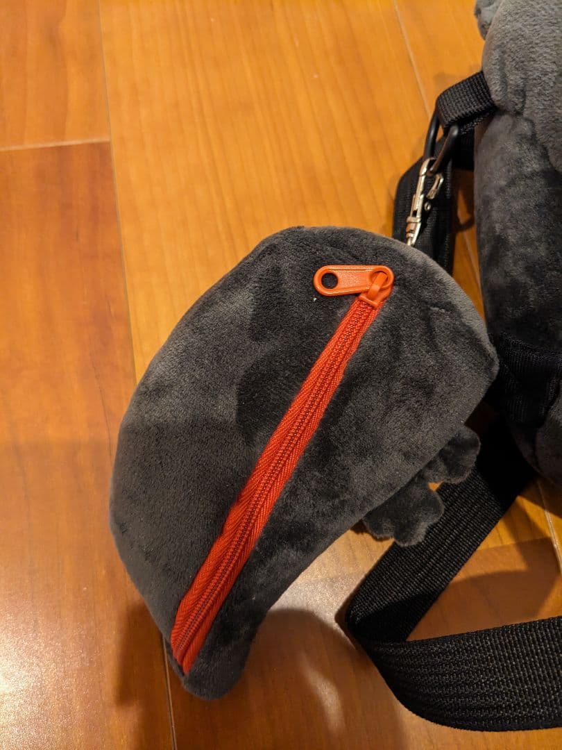 ゴジラ　リュック　ニジゲンノモリ　限定