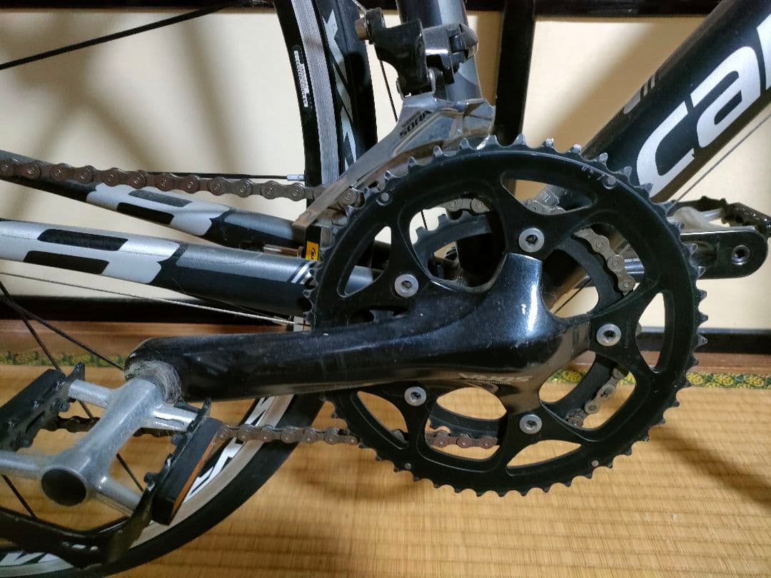Cannondale アルミロードバイク ブラック