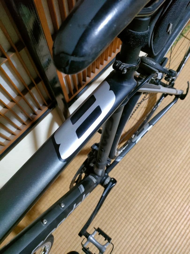 Cannondale アルミロードバイク ブラック