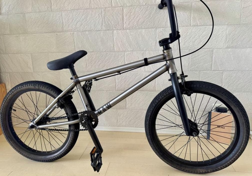 DURCUSONE RAW 20.3 BMX【直接引取り 大歓迎】