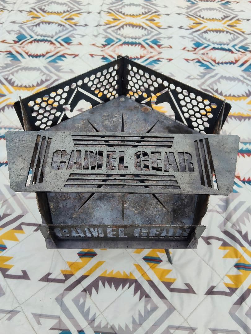 ガレージブランド CAMEL GEAR 「たきびのベース」 焚き火台