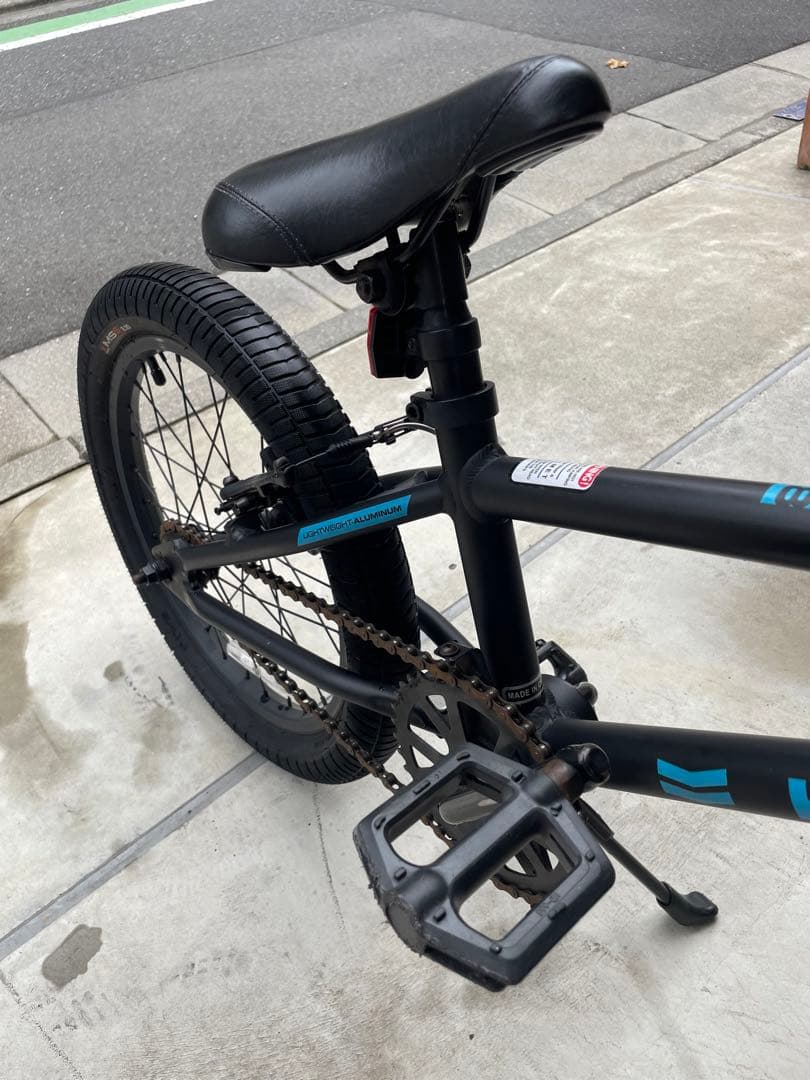 HARO (ハロー) BIKES SHREDDER 18インチ ブラック/ブルー