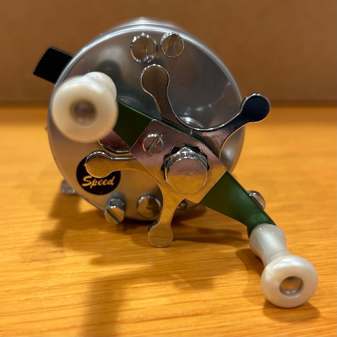 極美品! ABU Ambassadeur 2500C ベイトリール