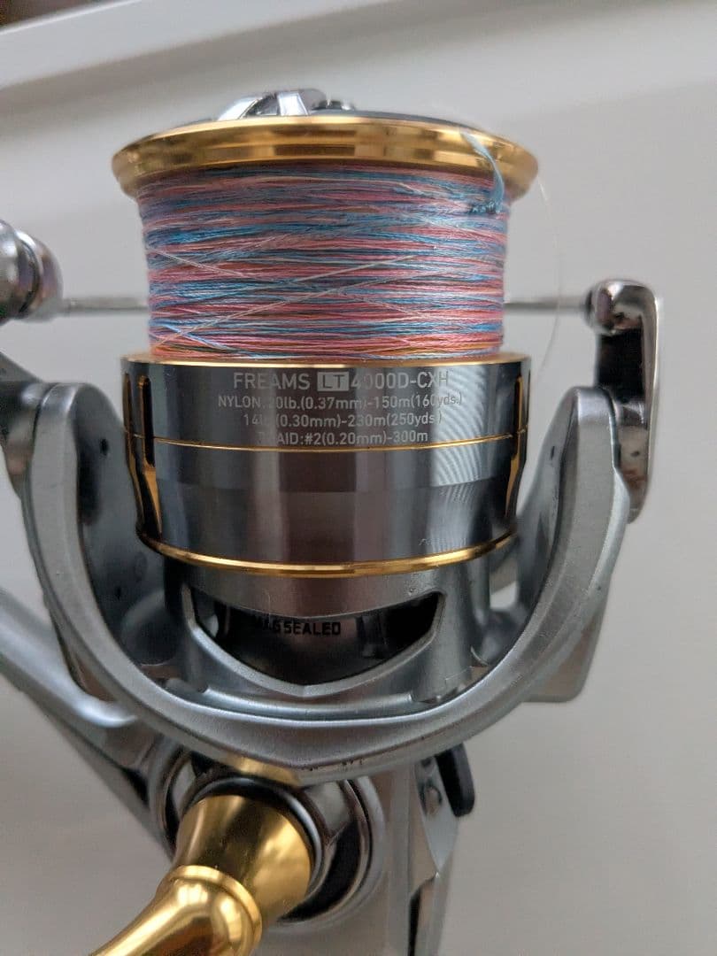 FREAMS LT 4000D-CX スピニングリール