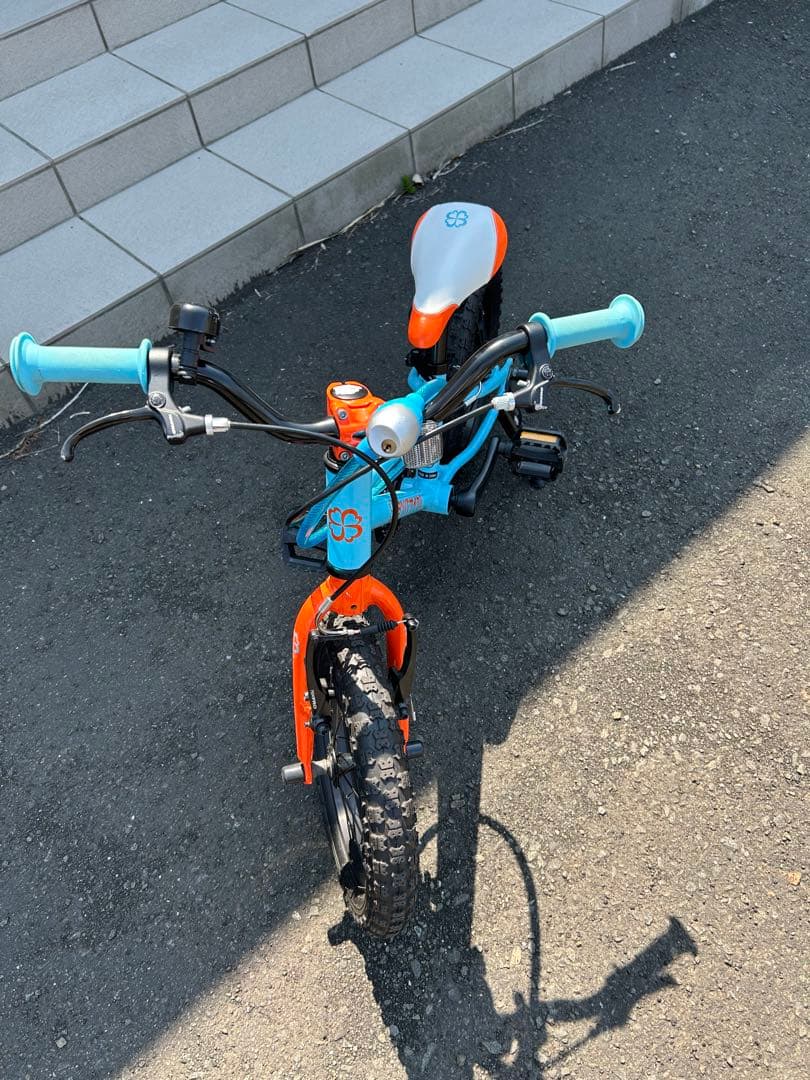 美品　ヨツバサイクル14インチ ラムネブルー スタンド補助輪付(恵庭近隣手渡し)