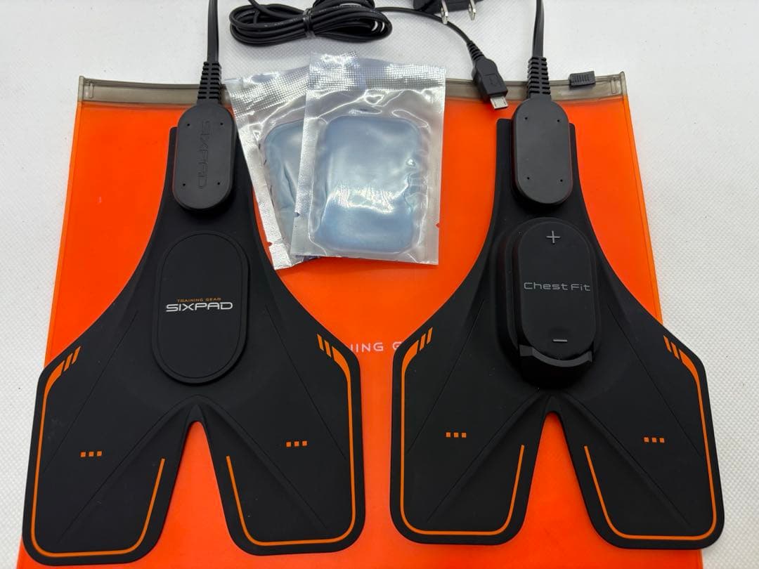 チェストフィット 正規品　シックスパッド SIXPAD