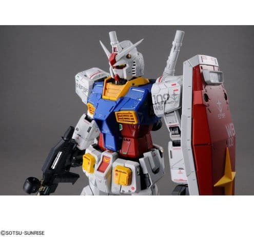 美品　ガンプラ1/60 PG UNLEASHED RX-78-2 ガンダム
