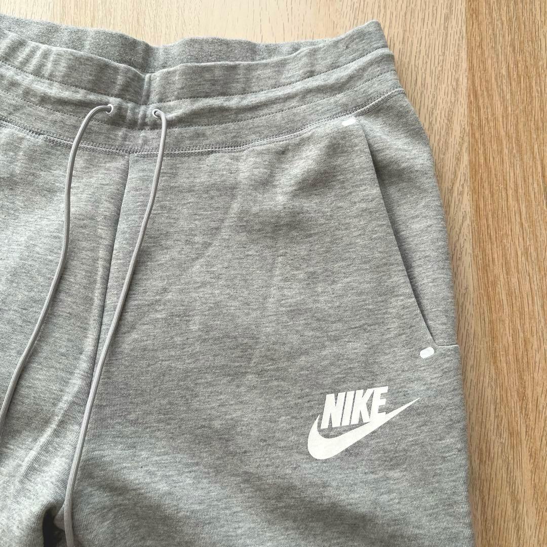 【お値下げ】Nike トレーニングウェア　フード付セットアップ